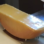 パークストリートカフェ - 大きなラクレットチーズ