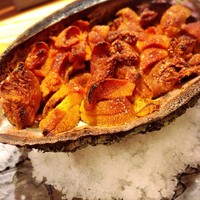 東京肉しゃぶ家 - 豪快！雲丹焼き