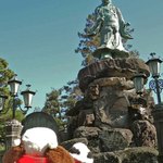 兼六園 三芳庵 - この人、誰だろう？？
       