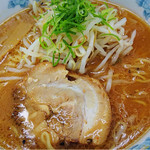 南国サービスエリア下り線 スナックコーナー・フードコート - 味噌ラーメン
            