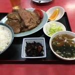 中華料理 喜楽 - 焼肉定食（７５０円）