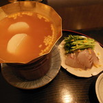 セリと真鯛かぶらの小鍋