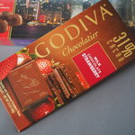 GODIVA - GODIVA MILK CHOCOLATE STRAWBERRY 31%