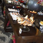 ANANTARA SIAM BANGKOK HOTEL - アフタヌーンティー　ケーキやサンドイッチ類などが沢山！