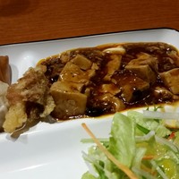 銀座夜市 - 山椒がきいた麻婆豆腐