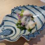 お通し　青菜と栄螺