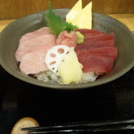 まぐろ丼 ぶんた - お値打ちです