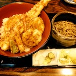 Tantan - あなご天丼と蕎麦　1270円