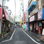 稲城長沼駅のすぐ近くにあります