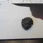 クイントカント - 竹炭のビニエ　フォアグラとレモンのマルメッラータ