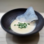 日本橋蛎殻町 すぎた - かわはぎ刺身　肝醤油