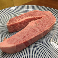 焼肉家 KAZU 神楽坂 - アントニオカルビ（200g）2,980円
