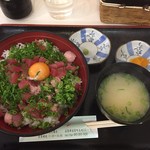 ネギトロ丼　大（８００円）