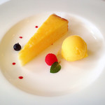 オ・プレチェネッラ - レモンのタルトとジェラート