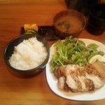 Kurie-Shon Japani-Zu Fu-Do Yaichi - 若鶏の塩焼き定食