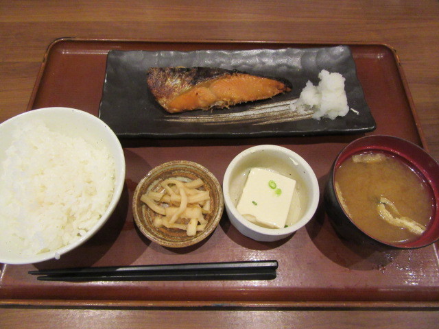 閉店 焼魚食堂 魚角 飯田橋店 飯田橋 魚介料理 海鮮料理 食べログ