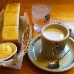 Komeda Kohi Ten Tokushima Aizumiten - 20161214「小豆小町 菫(すみれ)」480円＋「Bモーニング(手作りたまごペースト＋トースト…バターを選択)」0円(無料)…計480円