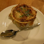 Bistro Tableau Noir - オニオングラタンスープ
      