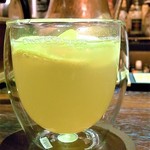 Bar Agit - 京都レモンのホットカクテル￥１０００