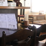 鳥源 - 店内の様子
