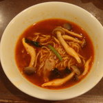 レストラン信天翁 - 四川激辛麺