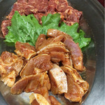 焼肉ハウスおおもり - 焼肉盛り合わせの一部