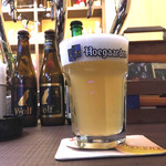 Beer House ALNILAM - ヒューガルデンホワイト
      2016.12