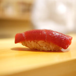 鮨 あらい - 大間の鮪の赤身