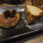 炭火割烹 蔓ききょう - フォアグラコロッケ(1,000円)
      