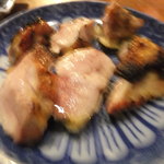 炭火割烹 蔓ききょう - もも肉塩焼き(800円)
      