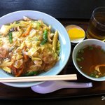 中華園 - 2010.12.7(火)14時訪問　中華丼600円