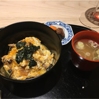 乃木坂 しん - 服部ではない養殖すっぽんの卵とじ丼