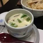紫雲閣 - 料理長おまかせ和食膳…湯沢市産玉子を使用した茶碗蒸し