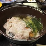 紫雲閣 - 料理長おまかせ和食膳…寄せ豆腐ともち豚の鍋