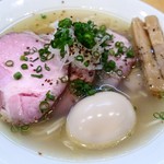 焼豚味玉塩そば～白トリュフの香り〜