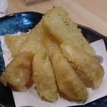 蕎麦と鶏 はんさむ - 無花果とカマンベールの天ぷら