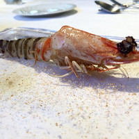 ウシマル - 頭だけ素揚げされています。