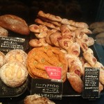 ル・プチメック - 全て食べてみたくなる魅力的なパンがズラリその5