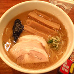 ヌードルズ - らーめん