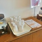 ペンギンベーカリーカフェ - お水＆レモン水おいてあります　2016/12