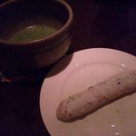 EMISU - あ・うんピザセット　1200　　（あんこのピザとお抹茶）