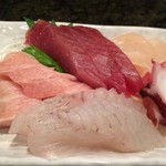 魚盛 - 201612 魚盛  ★本日のランチ(刺身）850円★まぐろ・ひらめ・たこ・ほたて