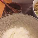麺 みつヰ - 壺がそぼろご飯のそぼろ