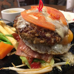 トマト＆オニオン - メガトンハンバーグランチ