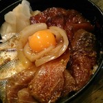 の里 竜土町 - 【ランチ】漬け丼　1200円(生卵は食べ放題)
