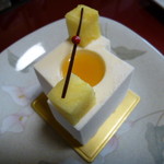 パーラー ローレル - ミストラル