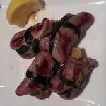 大同苑 - このタン塩、なかなか焼き方が難しい。