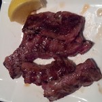 大同苑 - ハラミはミディアムレアで。