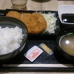 吉野家 - ロースカツ定食　590円
