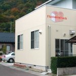 フラメンクーシュ - 休業中のお店（北原）入り口は向こうですが現在個人宅です